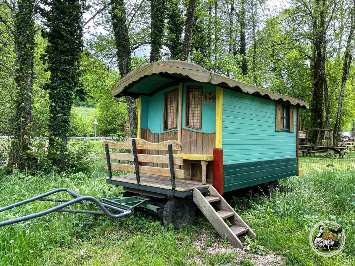 Parc Animalier Du Herisson Villa Doucier Exteriör bild